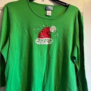 Classic Elements green top with Santa hat
